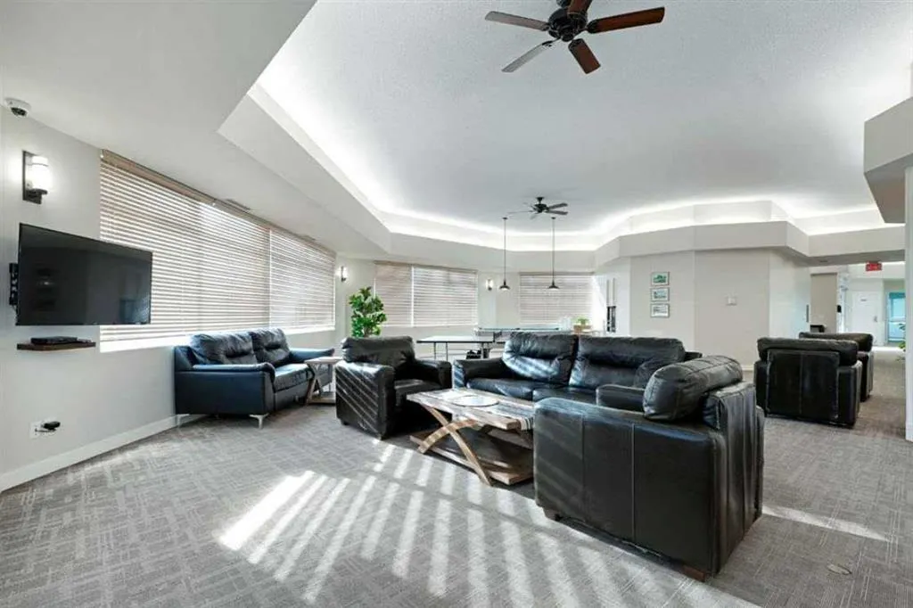 3400 Edenwold Heights NW, #2623