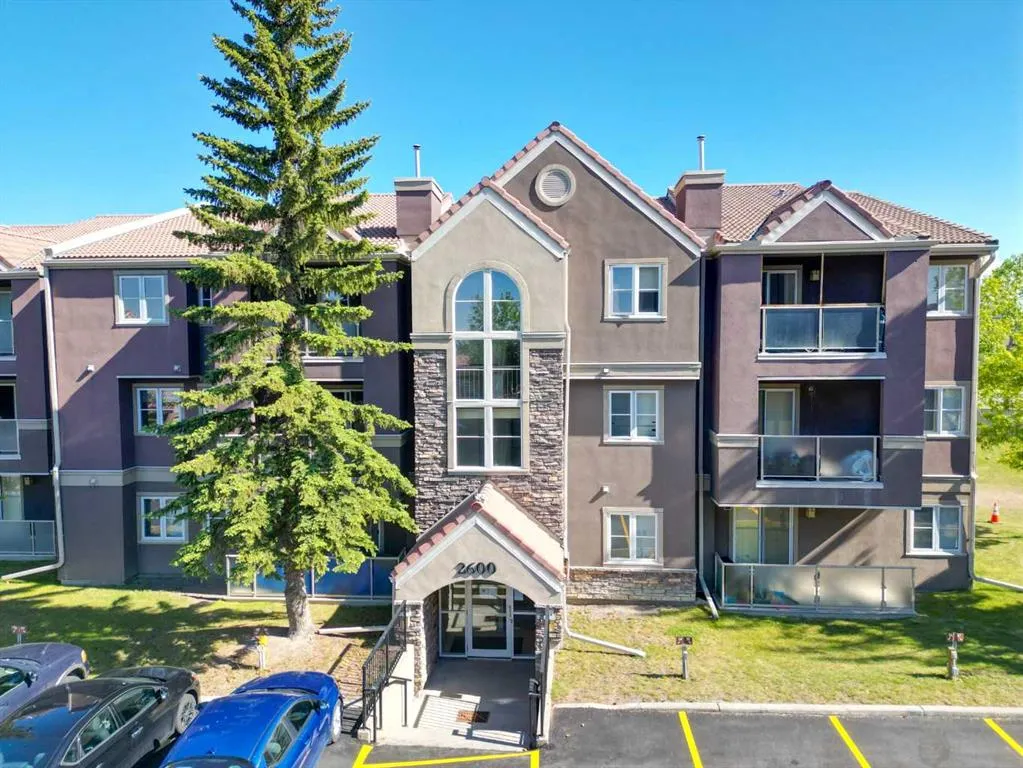 3400 Edenwold Heights NW, #2623