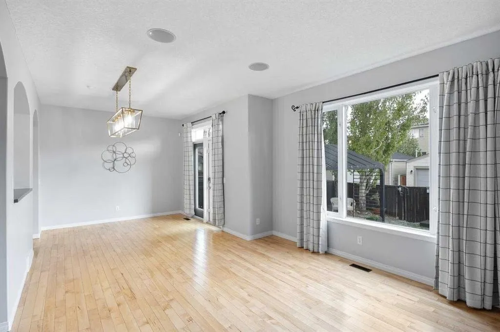 95 Copperstone Boulevard SE