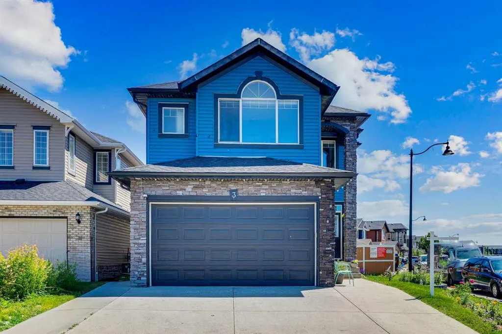 3 Taralake Mews NE