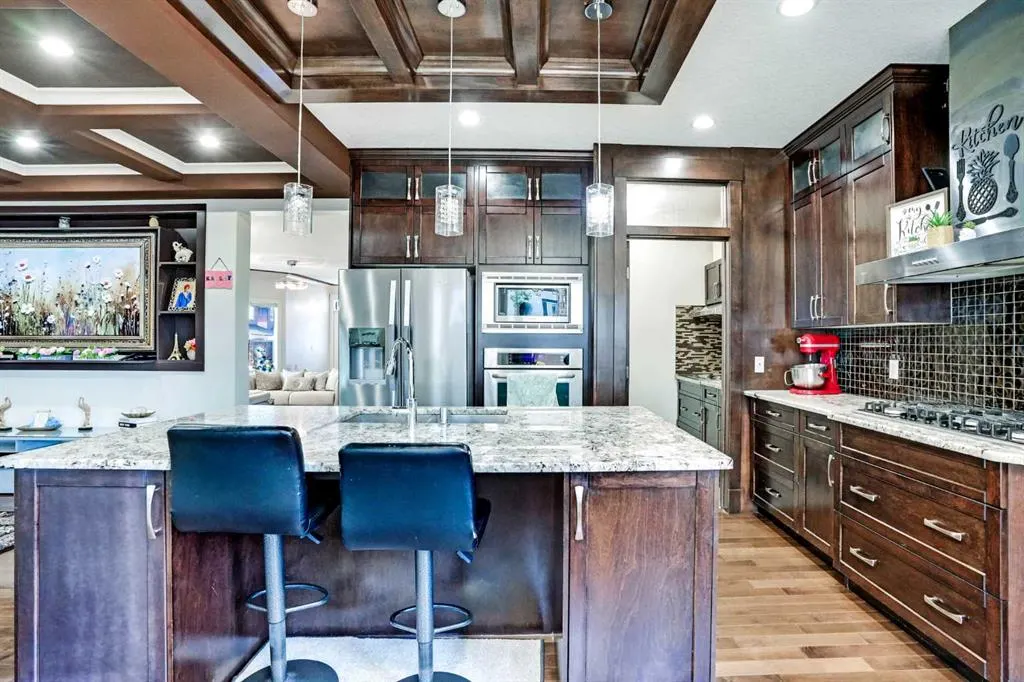 3 Taralake Mews NE