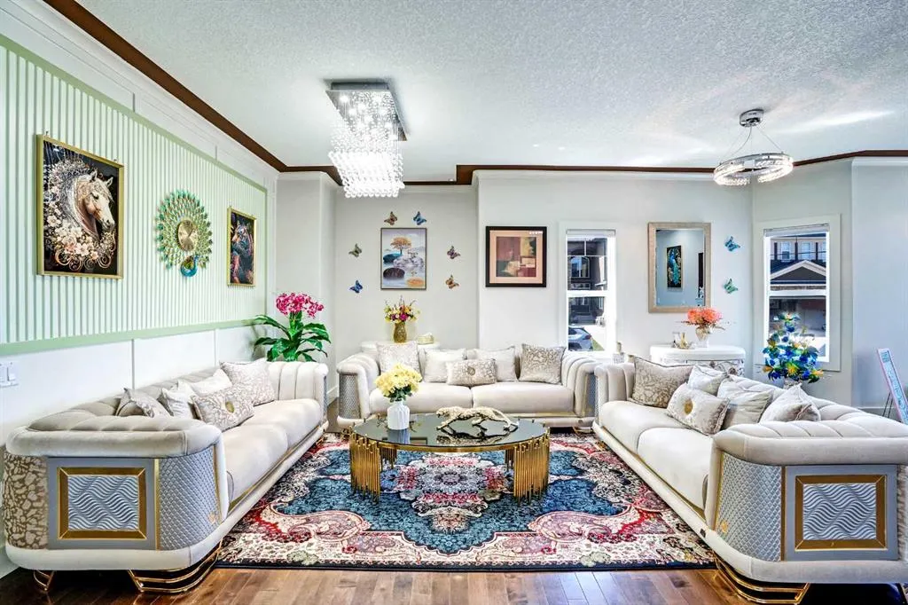 3 Taralake Mews NE