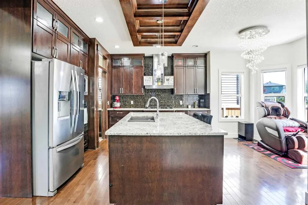 3 Taralake Mews NE