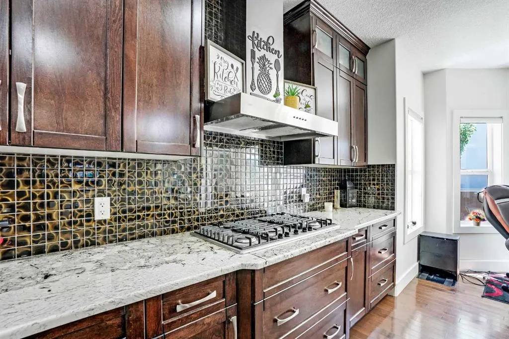3 Taralake Mews NE