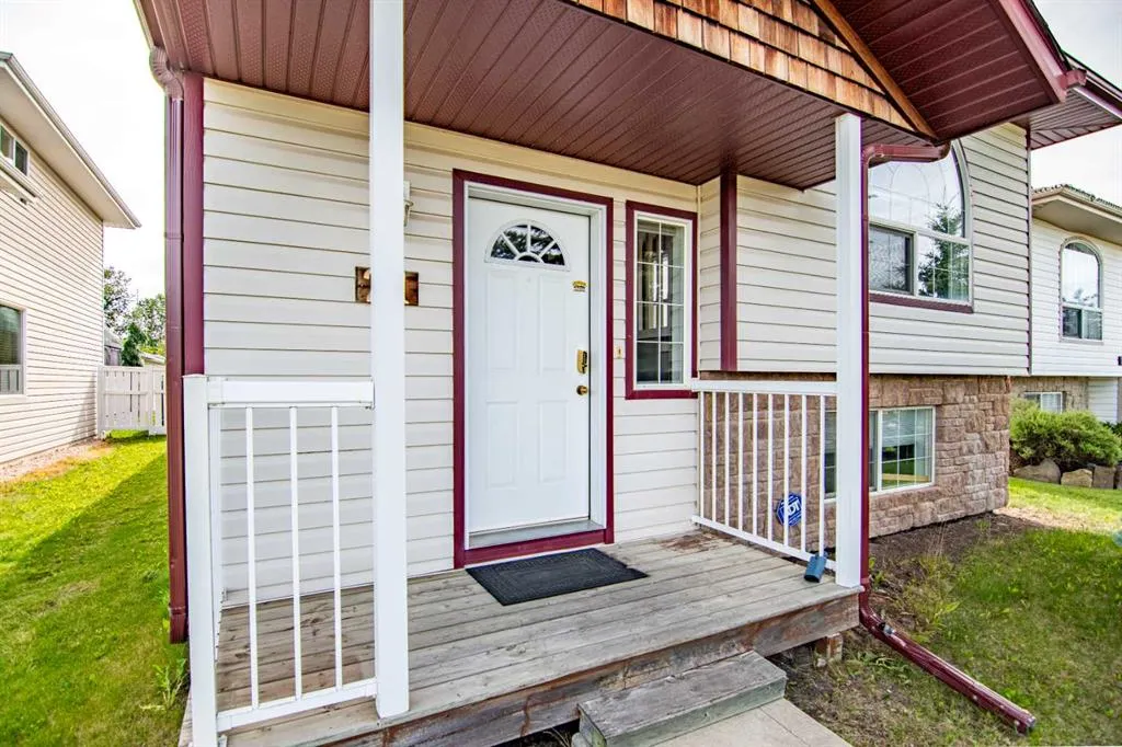21 Ralston Crescent