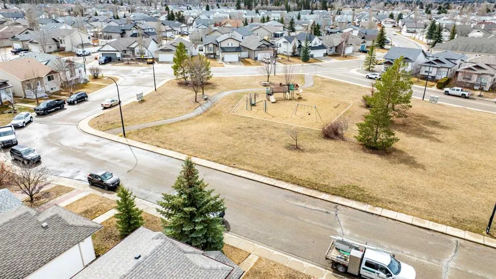 21 Ralston Crescent