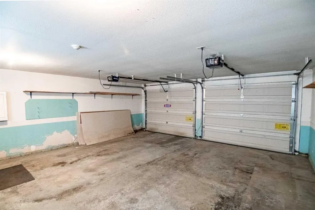 21 Ralston Crescent