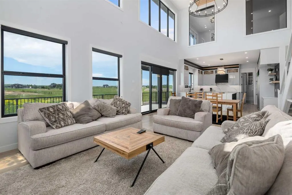13 Calterra Court