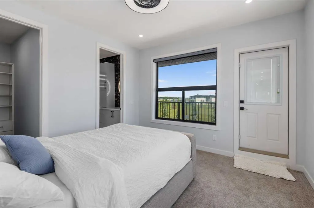 13 Calterra Court