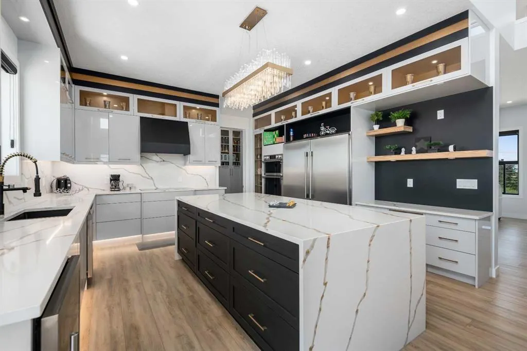 13 Calterra Court