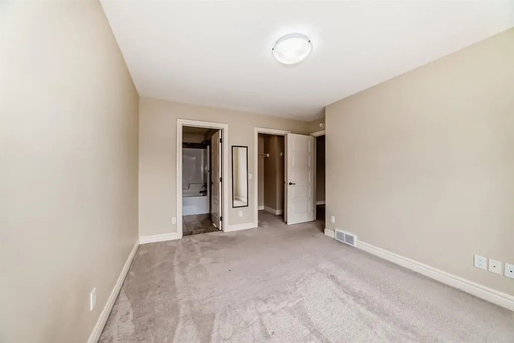 144 Savanna Walk NE