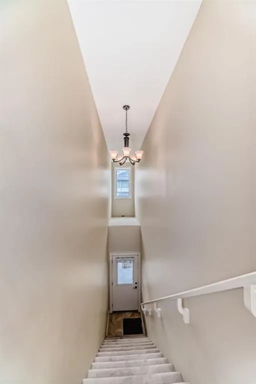 144 Savanna Walk NE