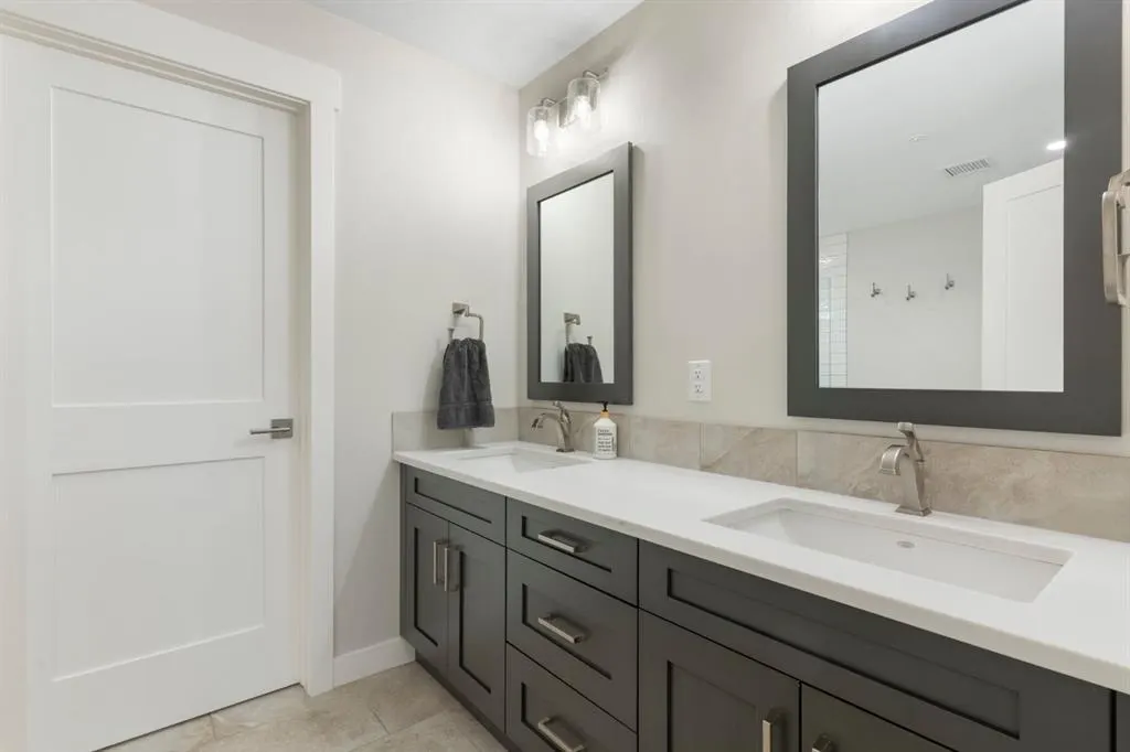 1105 Spring Creek Drive, #208