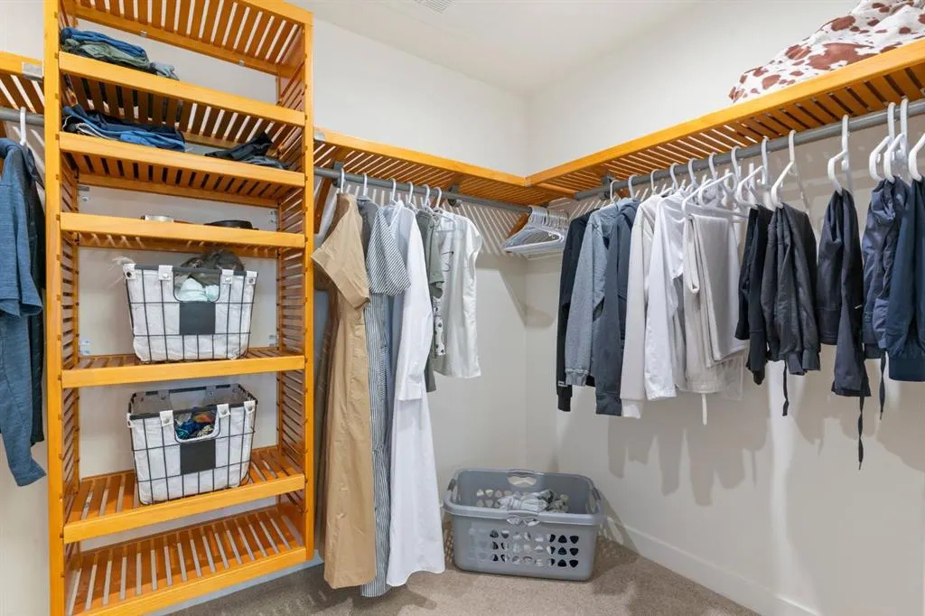 1105 Spring Creek Drive, #208