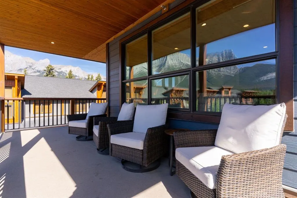 1105 Spring Creek Drive, #208