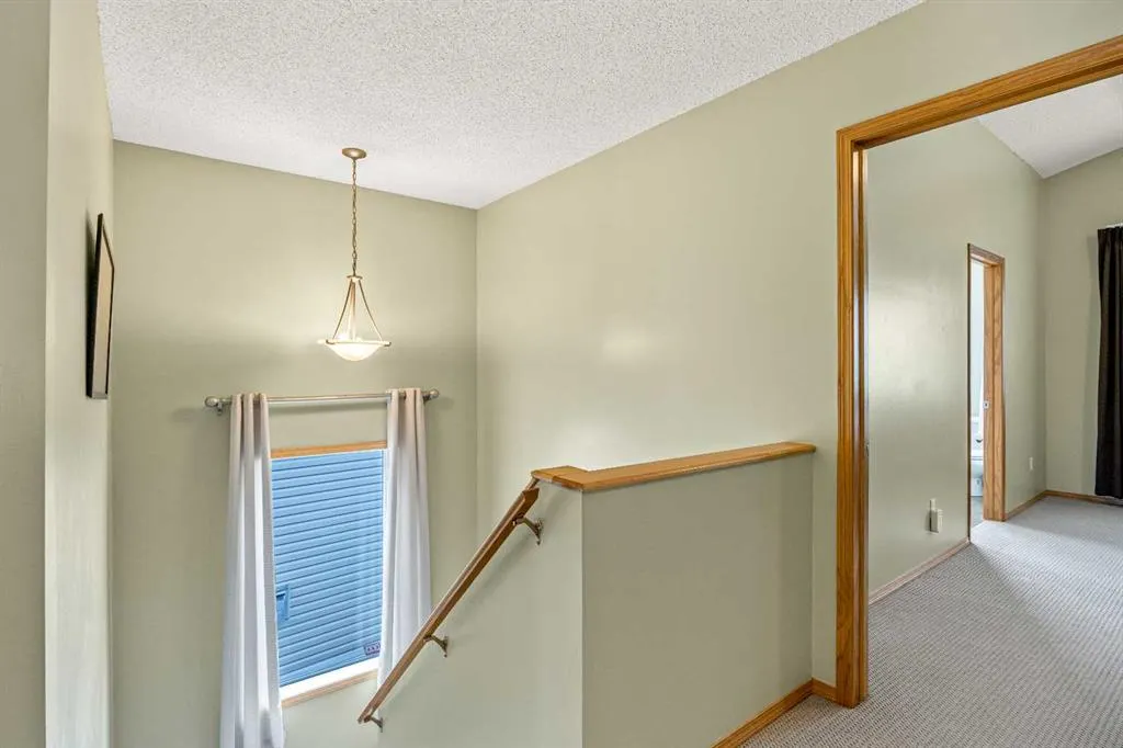 52 Panatella Gate NW