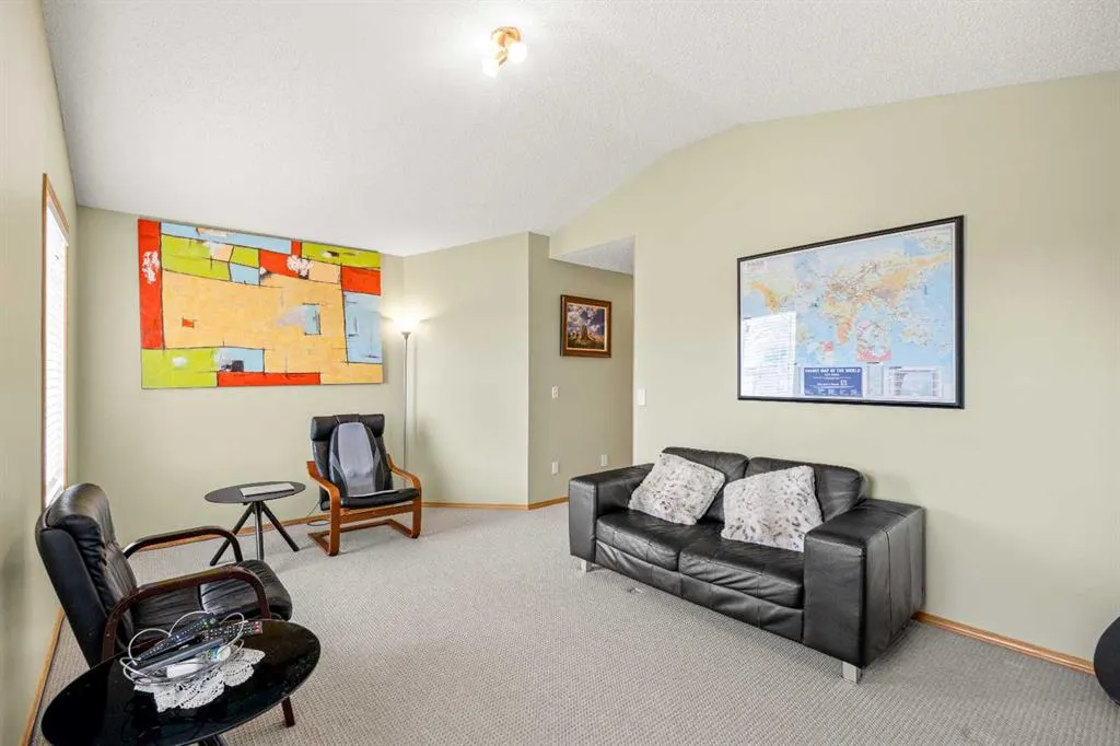 52 Panatella Gate NW