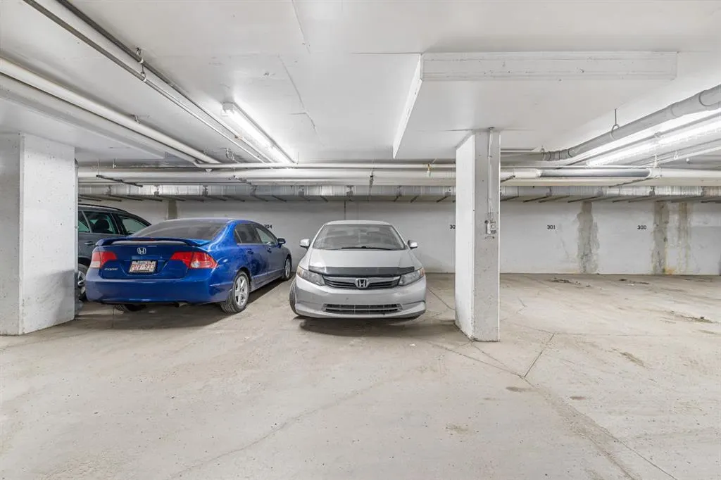 60 Panatella Street NW, #1210
