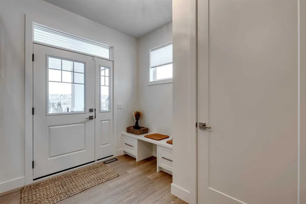 483 Rivercrest View