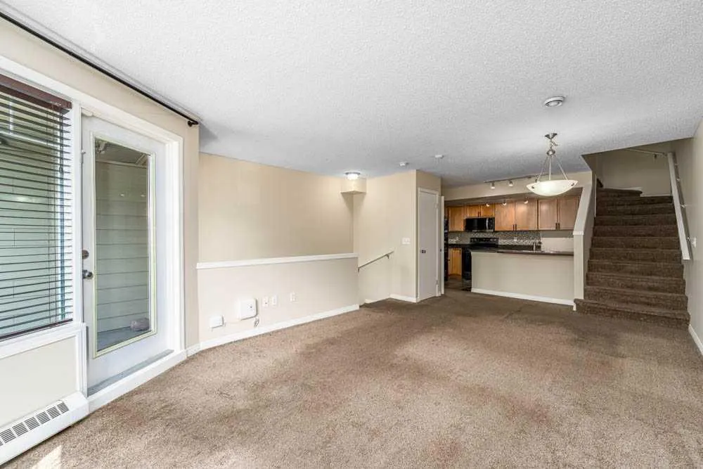152 Mckenzie Towne Lane SE
