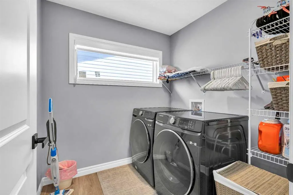 21 Ambleside Crescent NW