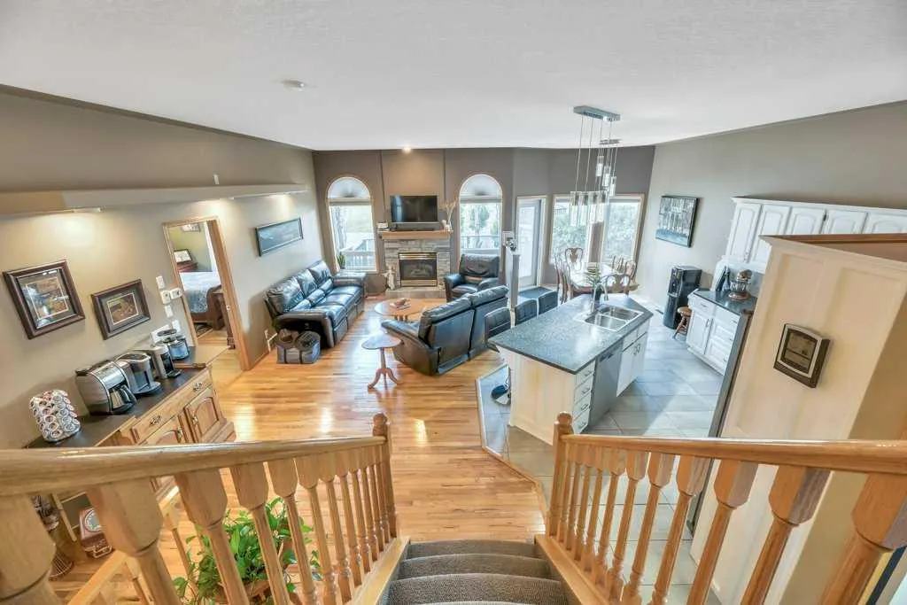 252 Cambridge Crescent
