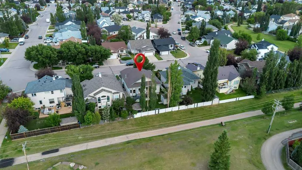 252 Cambridge Crescent