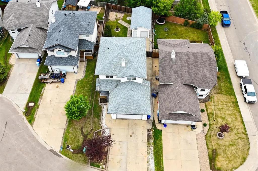 107 Lazarde Place