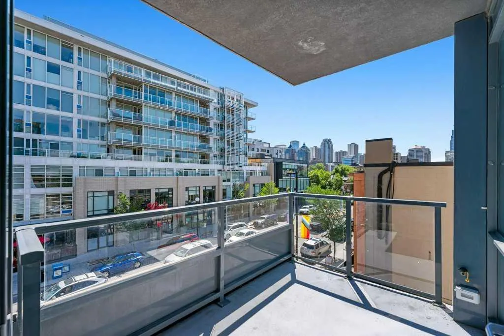 301 10 Street NW, #305