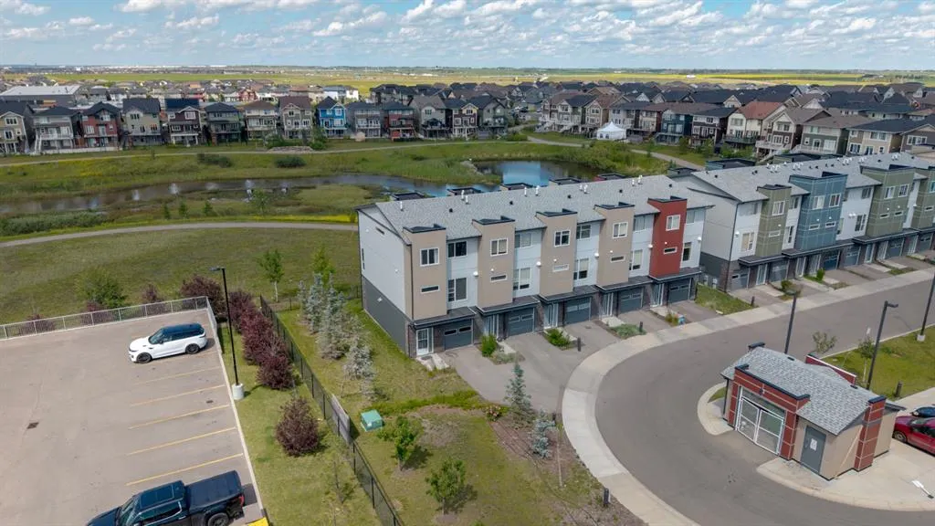 70 Saddlestone Drive NE, #301