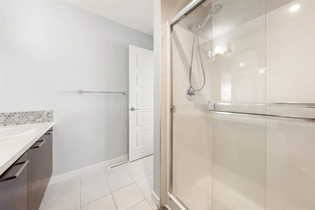 70 Saddlestone Drive NE, #301