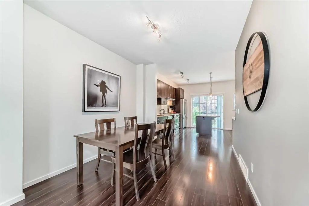 227 Copperpond Common SE