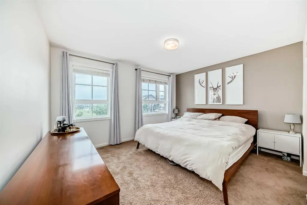 227 Copperpond Common SE