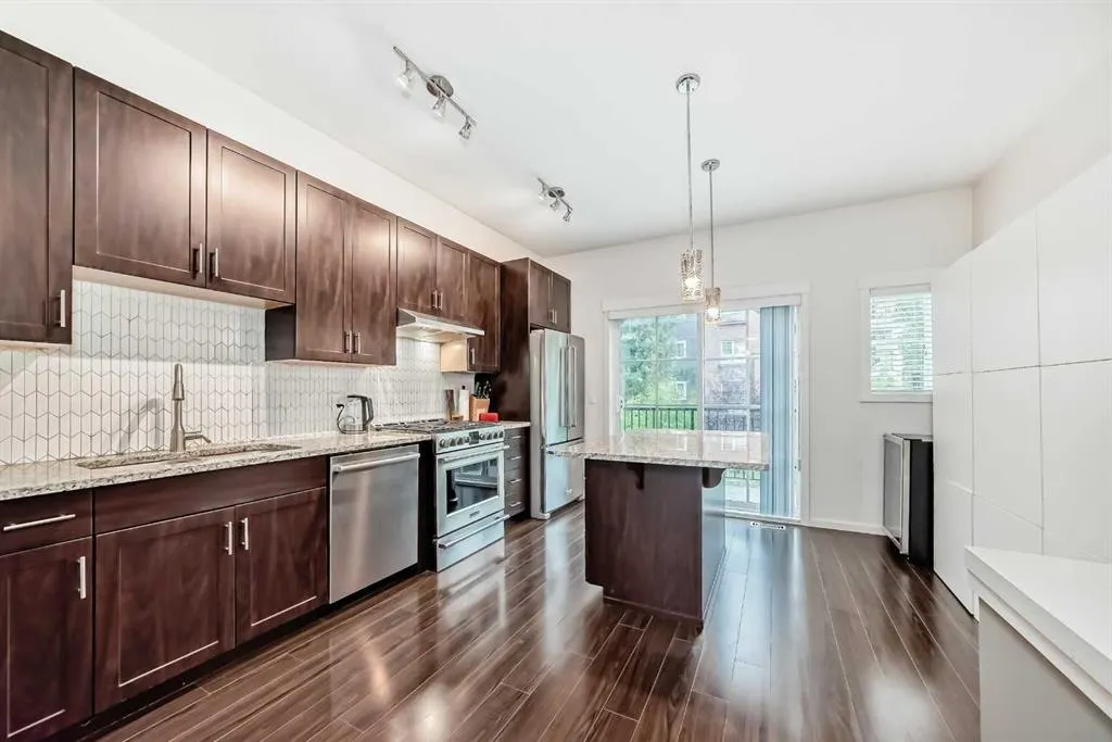 227 Copperpond Common SE