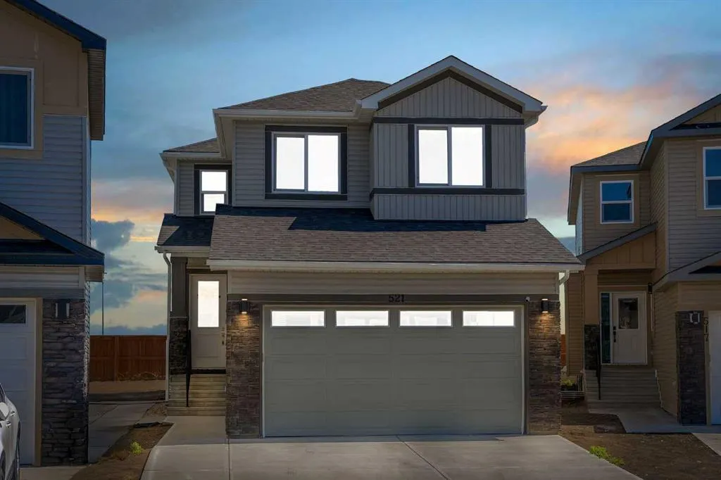 521 Corner Meadows Way NE