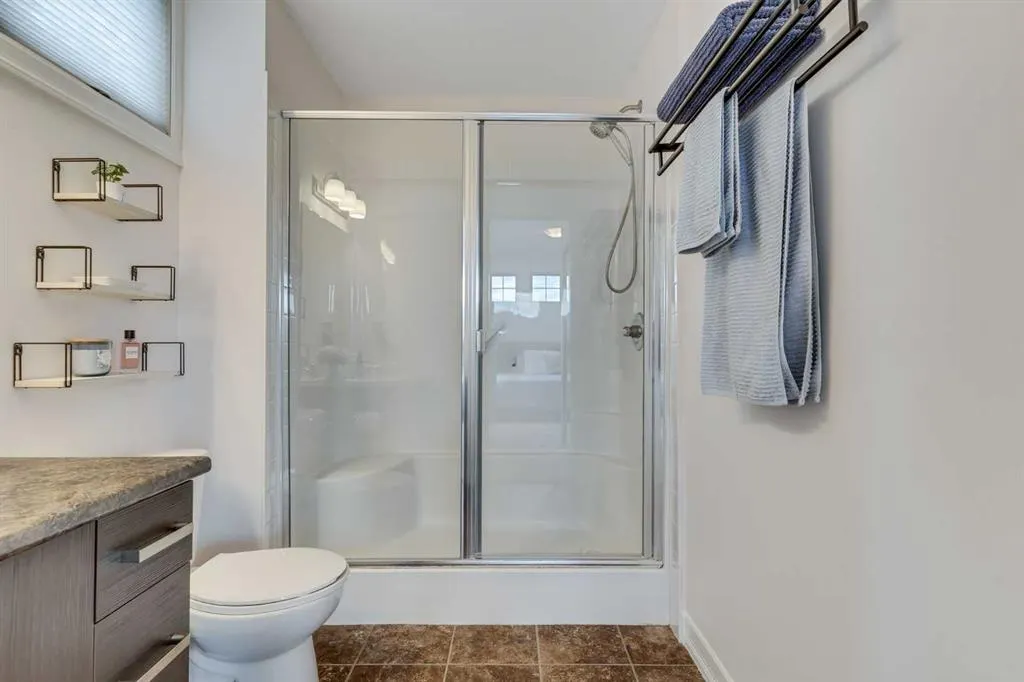 117 Copperpond Common SE, #317