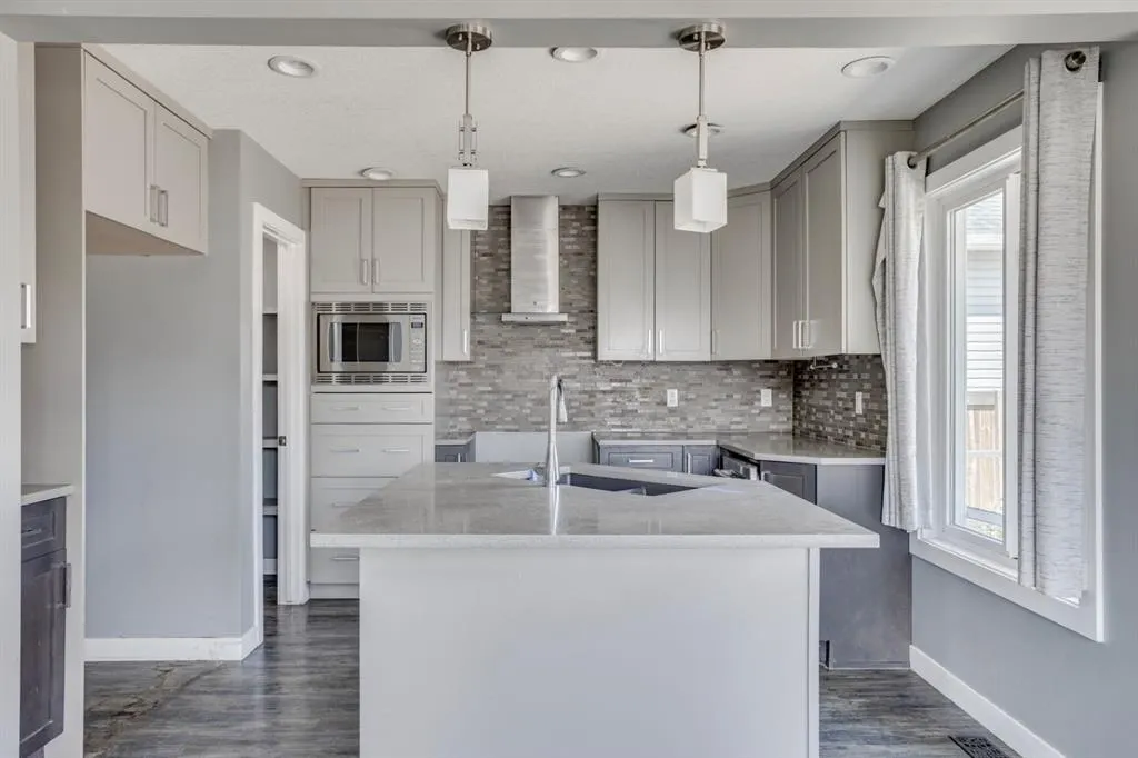189 Arsenault Crescent
