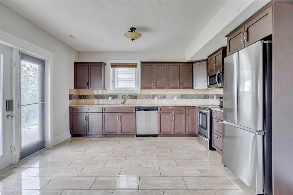 404 Killdeer Way