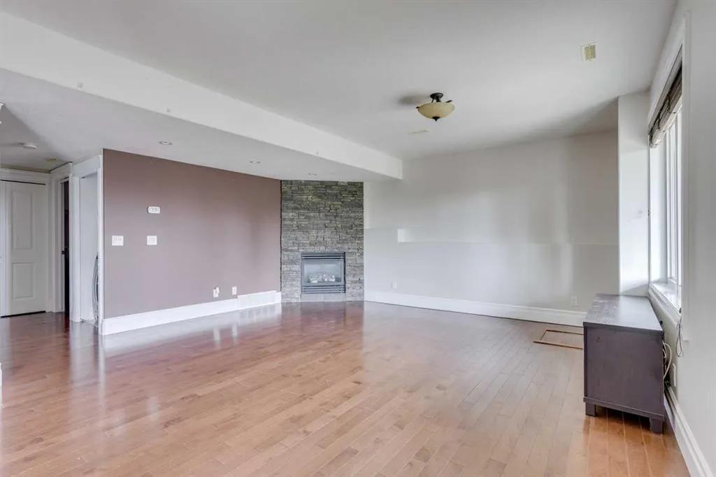 404 Killdeer Way