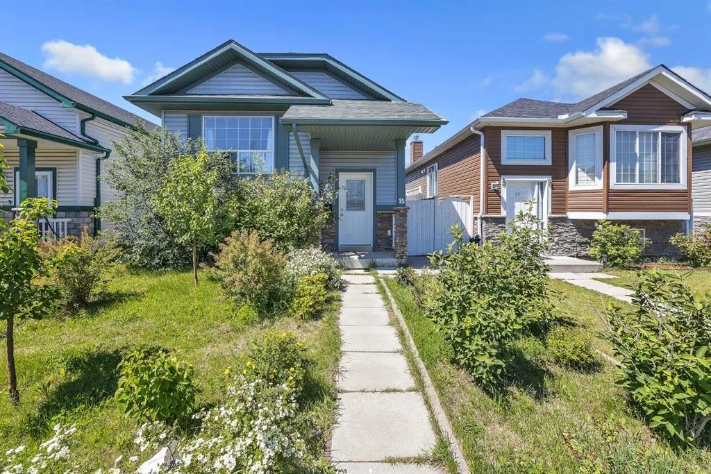 19 Saddlemont Way NE