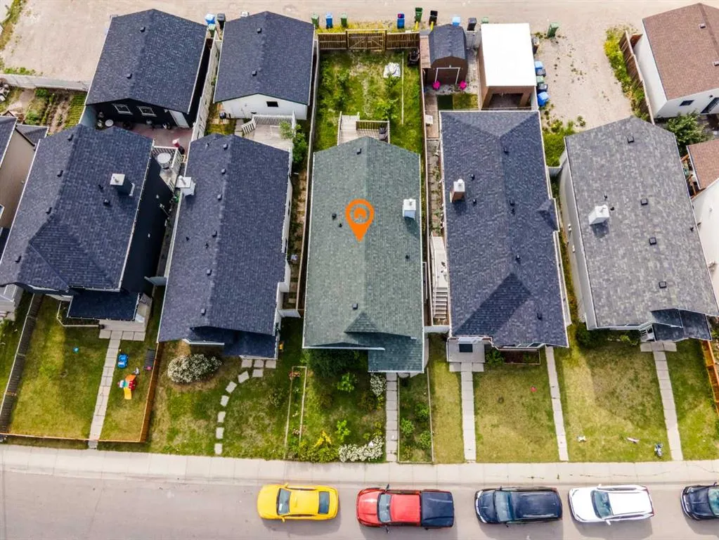 19 Saddlemont Way NE
