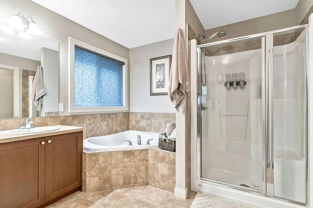 3 Westridge Way