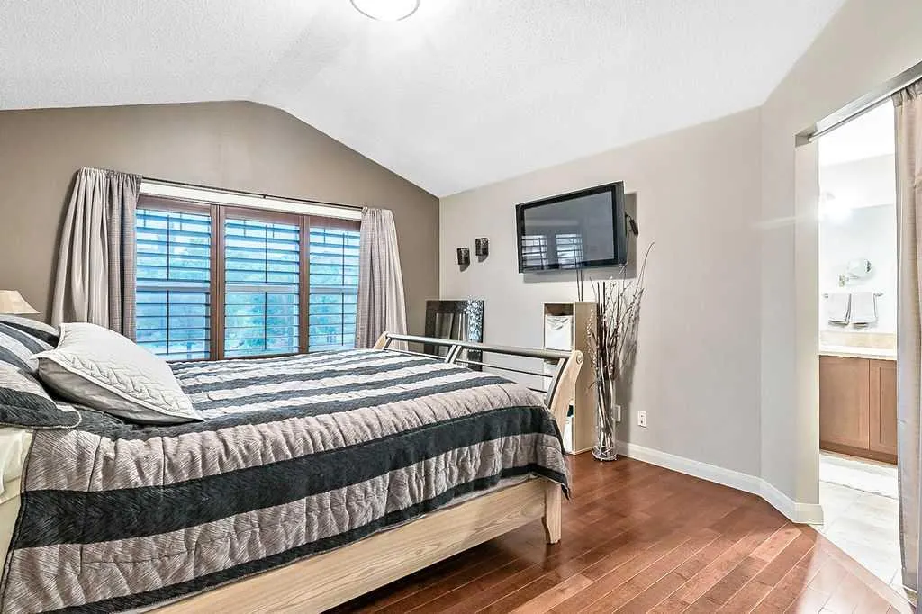 3 Westridge Way