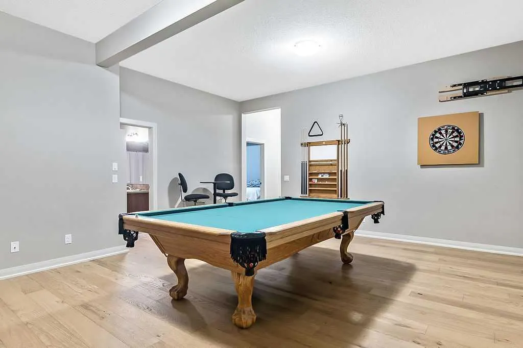 3 Westridge Way