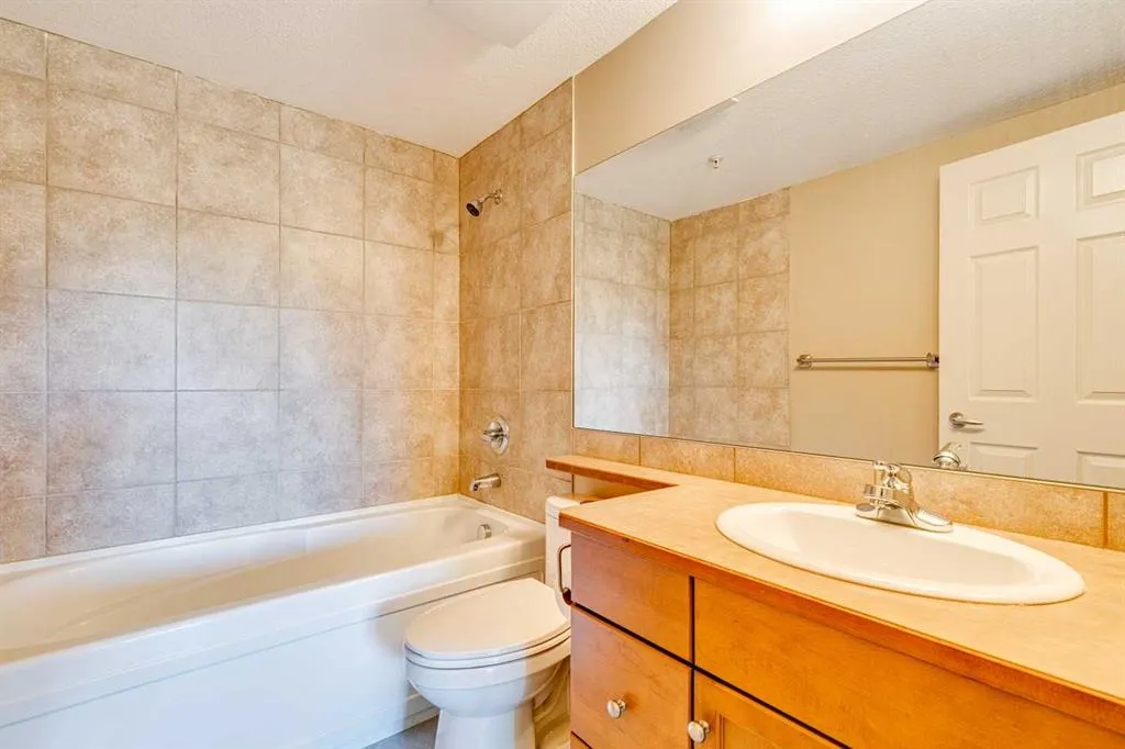 92 Crystal Shores Road, #2306