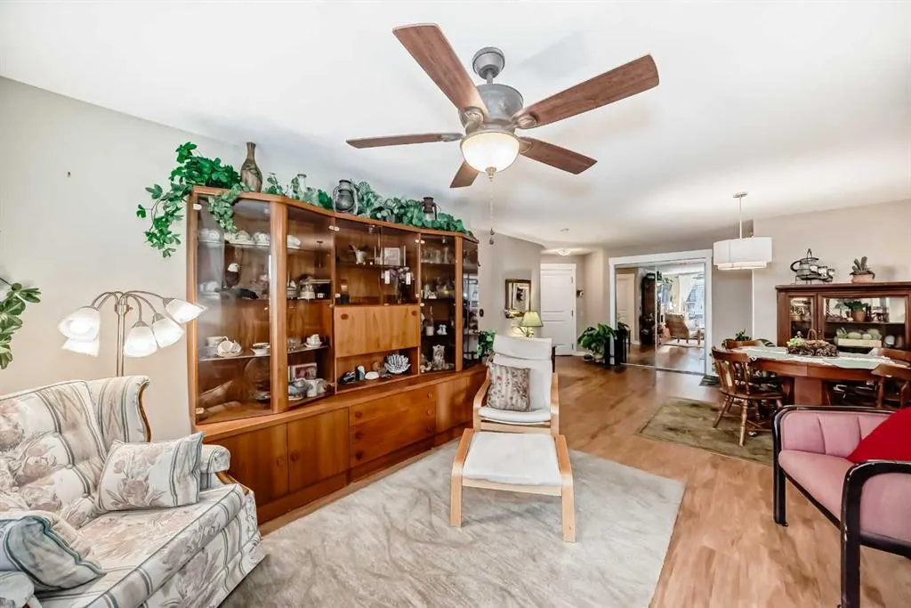 240 Skyview Ranch Road NE, #3302