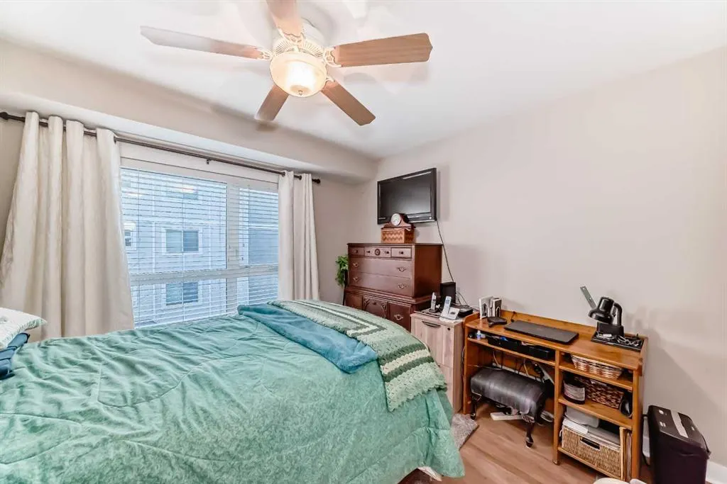 240 Skyview Ranch Road NE, #3302