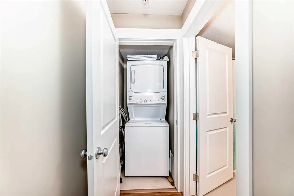240 Skyview Ranch Road NE, #3302