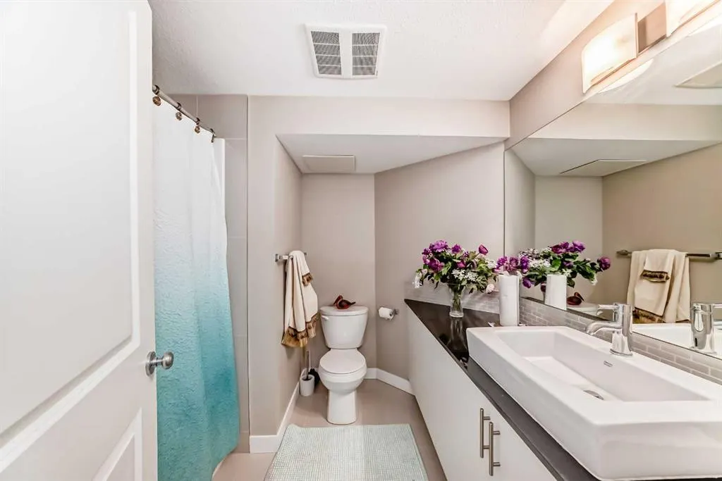 240 Skyview Ranch Road NE, #3302