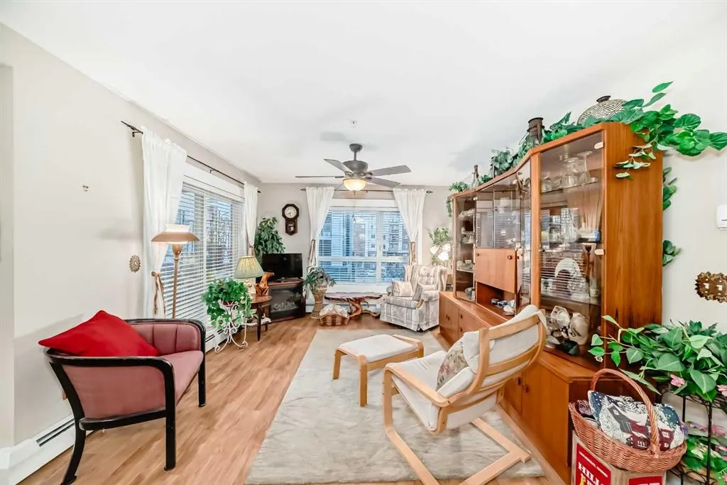 240 Skyview Ranch Road NE, #3302